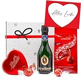 Geschenkset 'von Herzen' | Geschenkkorb gefüllt mit Lindt Pralinen, Schokolade, Sekt & Grußkarte | Präsentkorb für Frauen & Männer zum Geburtstag, Dankeschön