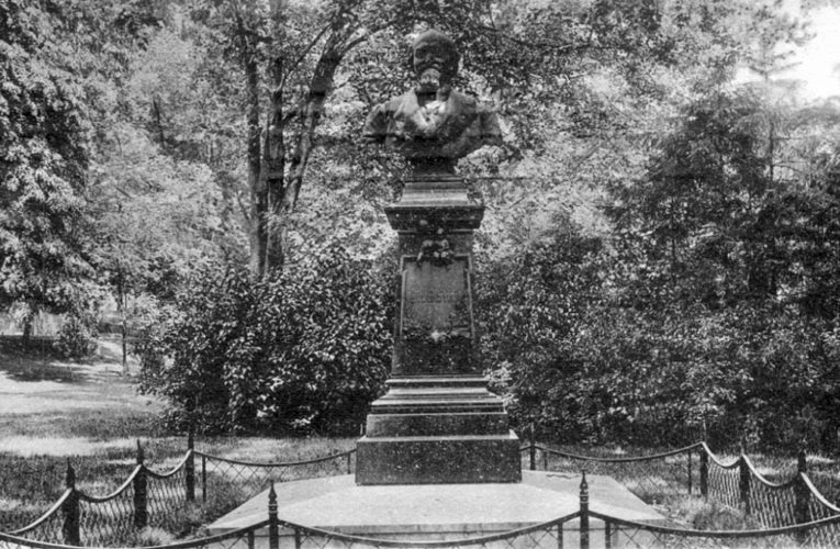 Friedrich von Bodenstedt Denkmal Header